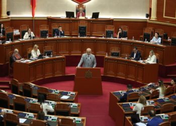 Kuvendi i hap rrugën rishikimit të hartës territoriale