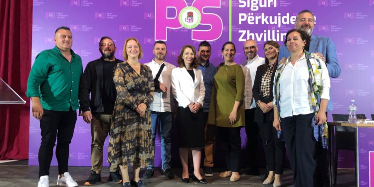 Kush do të jetë kryetari i ri i PS Gjirokastër? Të 6 kandidatët buzëqeshin pas “provimit”