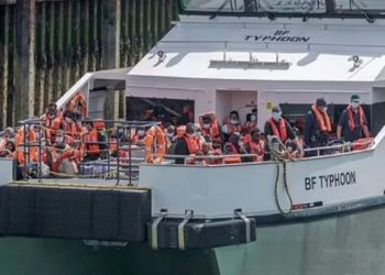 Nëna e 26-vjeçarit shqiptar: Mos ma dërgo djalin në Ruanda!