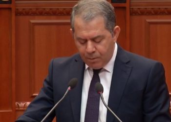 Shpëtim Idrizi në Kuvend: Greqia të kërkojnë falje për çamët