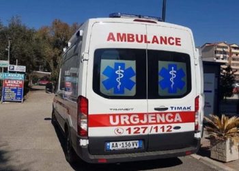 Aksident në Konispol, plagoset 22-vjeçari