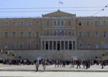 Greqia nevojë urgjente për mbi 250.000 punonjës!