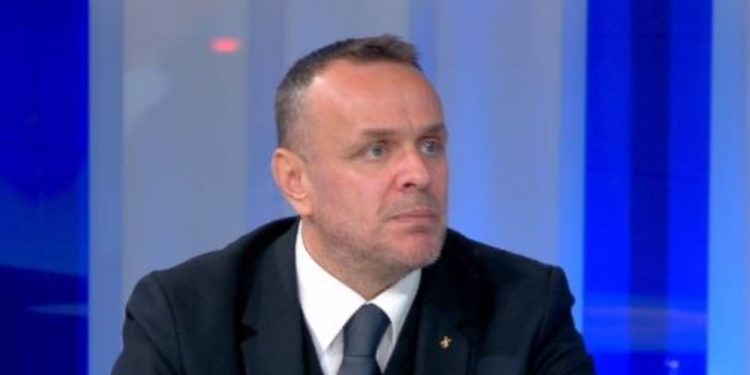 Anija “misterioze” patrullon në Mesdhe/ Karamuço tregon “sekretin”