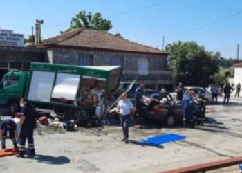 “O Zot o Zot, po ndodh kërdia…”, gruaja thërret e tmerruar pas aksidentit fatal me 3 viktima në Greqi (VIDEO)