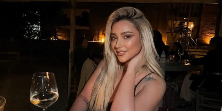 Pas Eurovision-it, Ronela Hajati përgatitet për “dasmë”, surpriza që po sjell këngëtarja