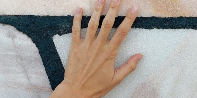 Çfarë mund të zbulojnë duart tona për shëndetin