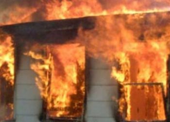 Shkrumbohet banesa në Radhimë