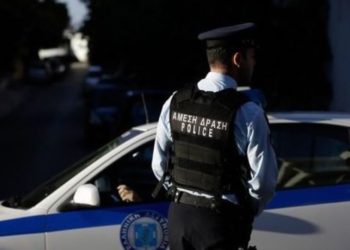 E gjithë familja shqiptare në Greqi shiste drogë, arrestohet nëna me djalin, babai në kërkim