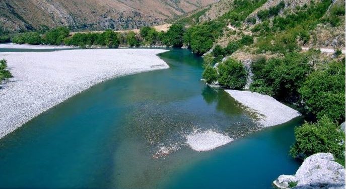 Përmet, gjendet i mbytur në Vjosë një burrë