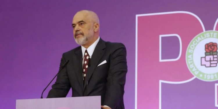 Me muzikë e shumë dashuri, Rama njofton festë të madhe: Në 100-vjetorin e lidhjes me SHBA, Shqipëria u lidh edhe me BE-në