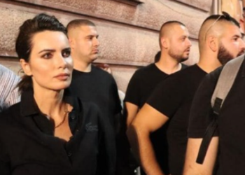 Grida Duma tregon cilët janë djemtë me të zeza që e ndjekin “këmba këmbës”