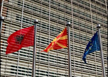 Rama: Krenar që flamuri i Skënderbeut dhe Ismail Qemalit valëvitet në oborrin e Evropës