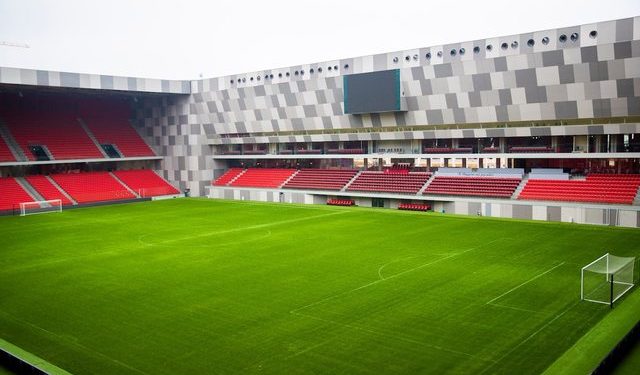 “Air Albania” mirëpret sfidat europiane të Tiranës dhe Partizanit