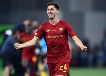 E ardhmja e Kumbullës, mbrojtësin e duan dy klube në Serie A