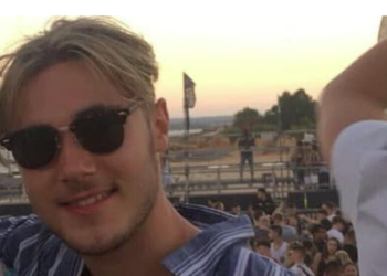 E rëndë në Greqi, 22-vjeçarit i pritet koka nga një teh helikopteri teksa po bënte selfie