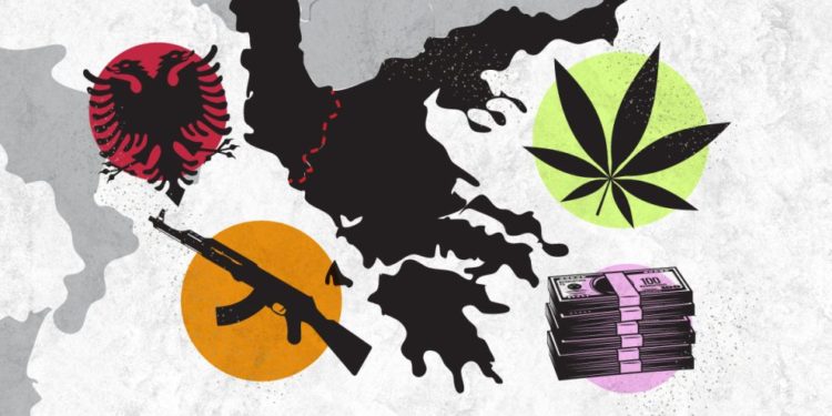 Mediat greke ngrenë alarmin: Shqipëria legalizon kanabisin, një Eldorado pranë kufirit grek