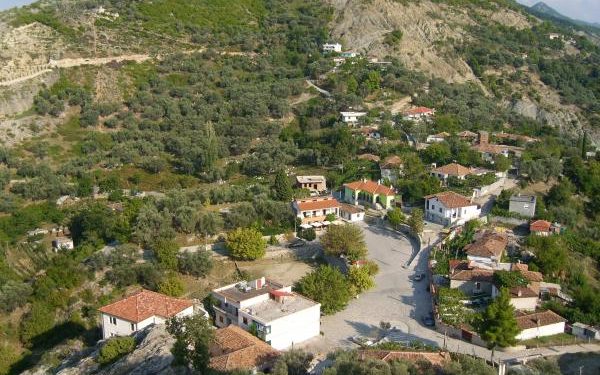 Ekspedita e paligjshme e shtetasve grek, kërkonin arin e Luftës së Dytë në Shqipëri