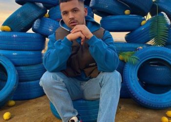 Këngëtari i njohur shqiptar nuk duron më, kërkon një vajzë për lidhje serioze: Gjithë të mirat, veç edhe…