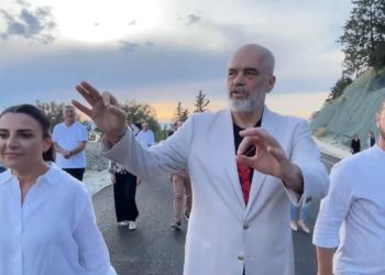 Hapet Bypassi Vlorës, Rama: U habitën miqtë amerikanë (VIDEO)