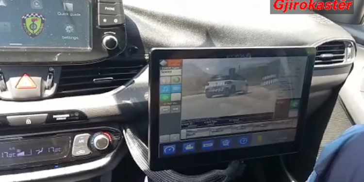 Parakalime të gabuara dhe shpejtësi e lartë, gjobiten 50 shoferë në Gjirokastër