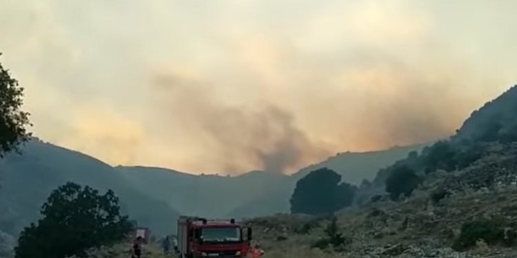 Zjarret në Dropull/ Asfiksohet një banor, do të dërgohet me urgjencë drejt spitalit të Janinës