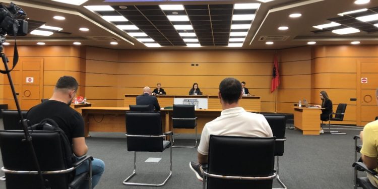 Njihuni me prokurorin shqiptar që thotë se ka fituar 79 mijë euro nga bastet