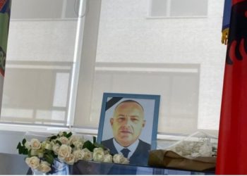 Komisari i rrugores ndërron jetë, e tradhtoi zemra në krye të detyrës