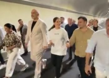 Brenda në tunel, Belinda Balluku kërkon Tepelenën në qarkun Vlorë, Mirela Kumbaro kërkon Sarandën në qarkun Gjirokastër (VIDEO)