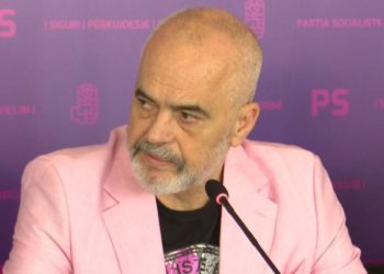Rama s’i ndahet Dritan Lelit: Fle gjumë, Vlora duhet të ishte xixë…