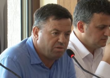 Kryetari i Memaliajt i tregon Ramës arritjet: Pajisëm me kostum popullor grupin polifonik, bëjmë kampionate ping-pongu dhe bilardoje në Qendrën Multifunksionale