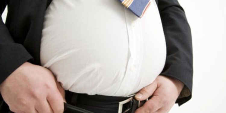 Burra, që truri iu ka marrë formën e barkut