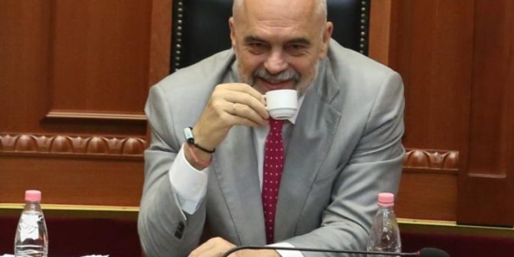 Emra dhe struktura: Të gjitha ndryshimet e Edi Ramës në 10 vjet qeverisje