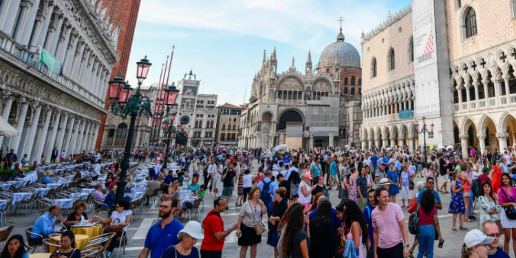 Kaq pranë Shqipërisë/Nëse do të doni të vizitoni këtë qytet, do t’ju duhet të paguani për hyrjen