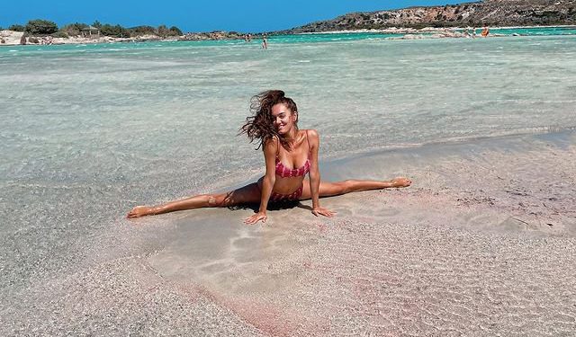 “Provokon” balerina e njohur shqiptare: Ku ka si Greqia?