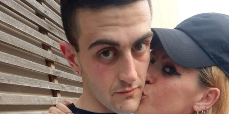 Flet i fejuari i shqiptares që vrau veten në burg: Dona nuk ishte e droguar, atë e braktisën të gjithë