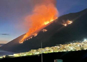 Zjarr i madh në LLogara, përkeqësohet situata (VIDEO)