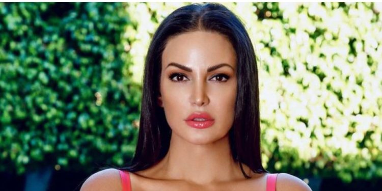 Beyonce i “kopjoi” veshjen, Bleona Qerreti: Jam në të njëjtën faqe me yjet botërore (FOTO)