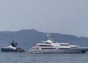 Jahtet e oligarkëve presin në radhë në Sarandë, do të marrin naftë pa taksa. E blejnë 3 herë më lirë sesa shqiptarët