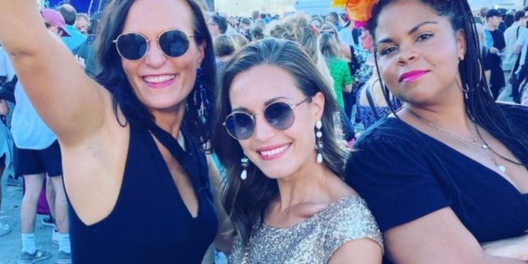 E bukur, e re dhe e shpenguar, kryeministrja që ka “trazuar” botën (FOTO)