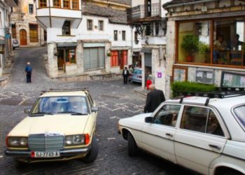 Në Shqipëri 2 nga 10 makina në rrugë janë Mercedes! Ja nga vjen adhurimi për markën gjermane