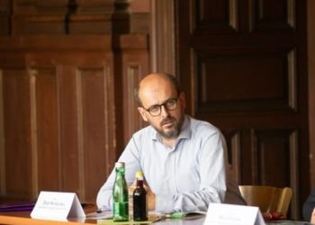 Ish-zv.ministri Arsimit: Punë muajsh dhe Gjirokastra do jetë e salduar në listat e revistave kryesore turistike në botë