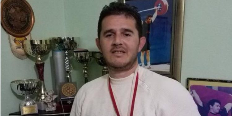 Ish kampioni Ilir Suli sot rekruton ushtarë në Ministrinë e Mbrojtjes: Nuk kërkojmë qiqra në hell, thjesht të jetojmë me dinjitet!