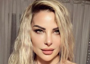 Deputetja shqiptare më seksi: Vajzat duhet të mbulohen me shami (FOTO)