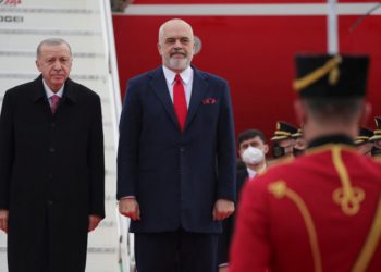 edi rama, bajraktar, turqia, dronet, shqiperia