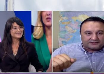 Degjeneron debati në TCH: O rrushi, o blogere seksi, ty t’ka hyrë xhindi në bark, shko tek hoxha të të këndojë. Ik gjej burrë e martohu