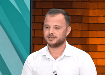 Kondicioneri jo më shumë se 22 gradë, eksperti tregon si të kursejmë energjinë