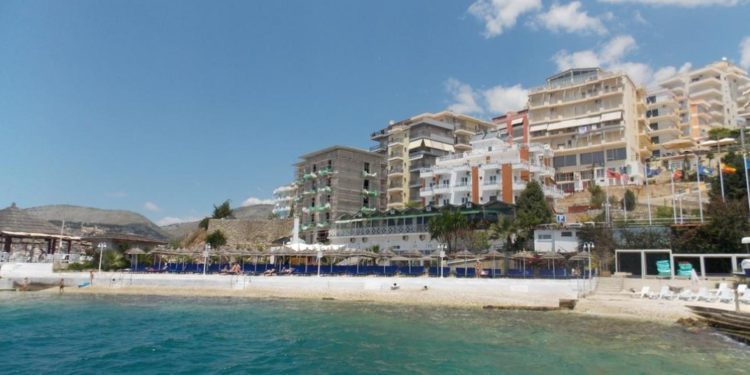 turisjta, suedeze, mbytja, polcia, arrestim, det