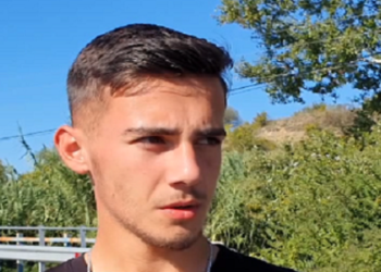 Italiani humb portofolin, 16-vjeçari shqiptar i’a kthen bashkë me 6 mijë eurot e humbura