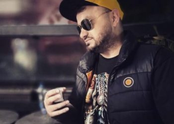 Këngëtari shqiptar shpërthen ndaj kolegëve: I trajtojnë fermat si k*rva dhe pastaj protestojnë