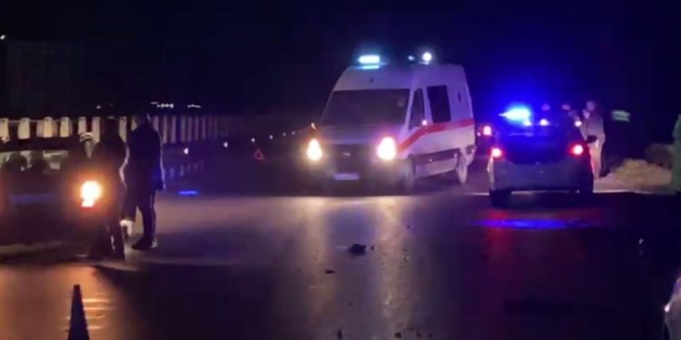 Aksidenti në Gjirokastër, vajza nga Tepelena transportohet me urgjencë drejt Tiranës